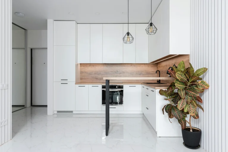 Store Furniture (TRX KL)
